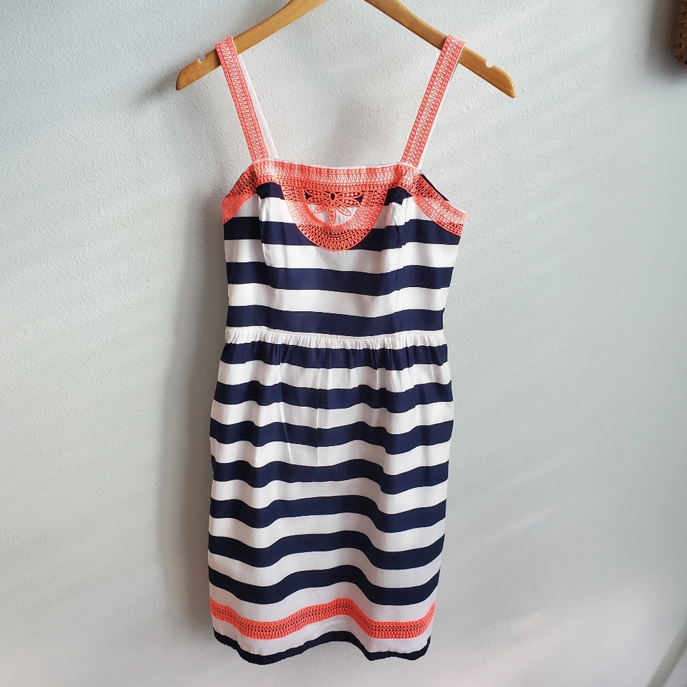 Vinyard Vines navy and white striped dress 0